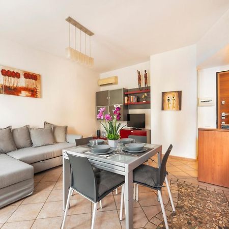 Апартаменты Martesana Flat With Balcony - M1 Gorla And Turro Милан Экстерьер фото